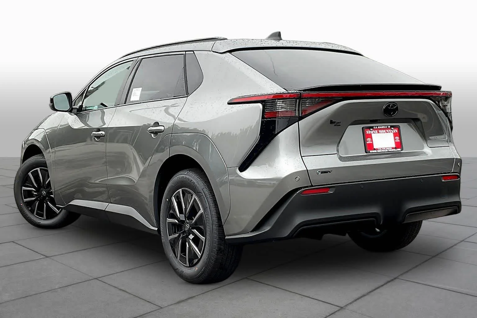 New 2026 Heavy Metal Toyota XLE image 12