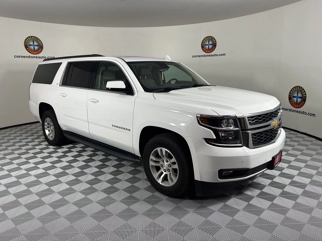 Used 2017 White Chevrolet LT image 18