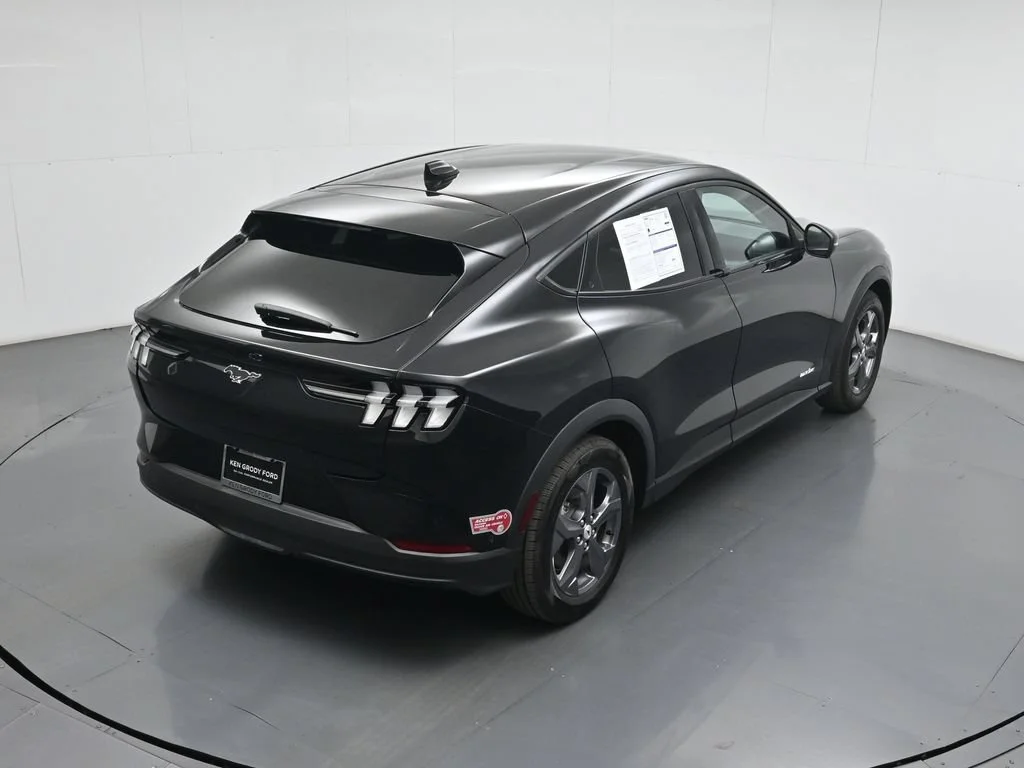 Certified Used 2023 Black Ford Select image 38