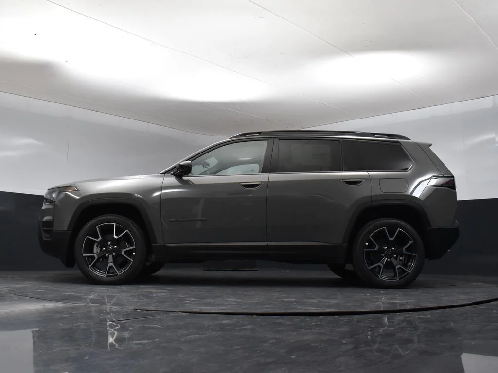 New 2026 Gray Jeep Overland image 36