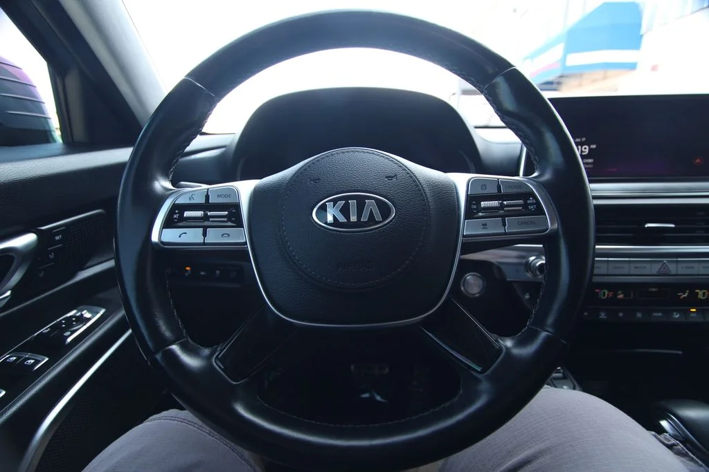 Used 2021 Silver Kia SX image 21