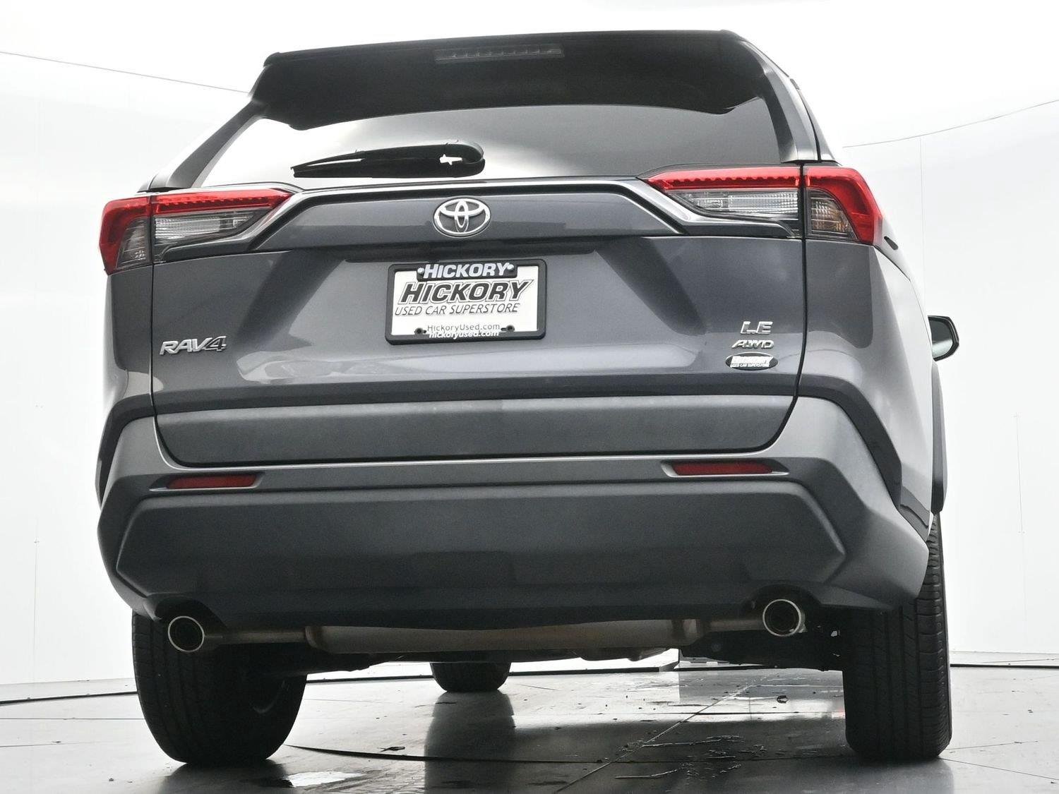 Used 2022 Magnetic Gray Metallic Toyota LE image 47