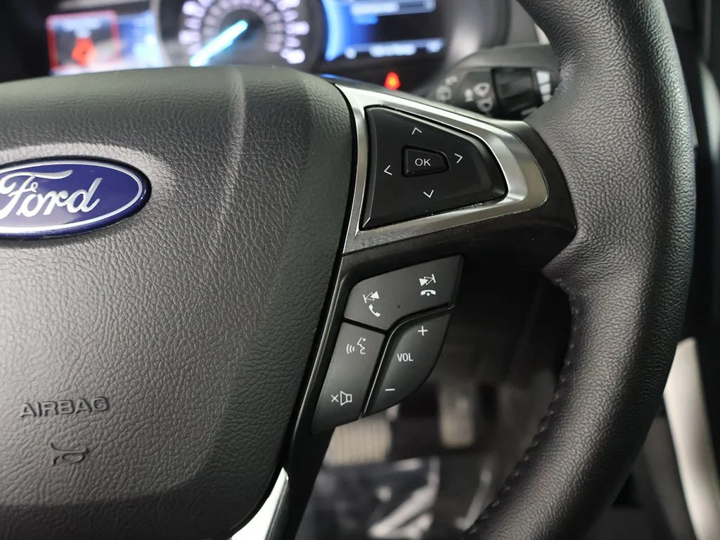 Used 2024 Blue Ford SEL image 37