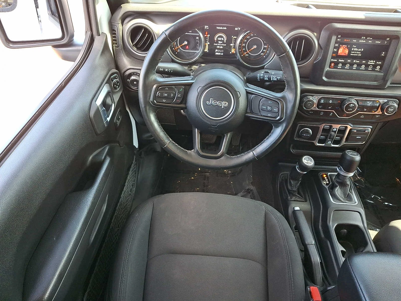 Used 2022 Bright White Clearcoat Jeep Unlimited Willys image 11