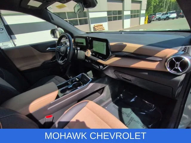 Used 2025 Cacti Green Chevrolet ACTIV image 29