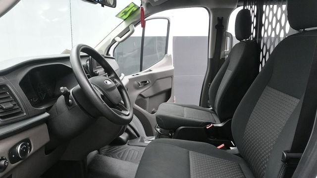 Used 2025 White Ford Base image 22