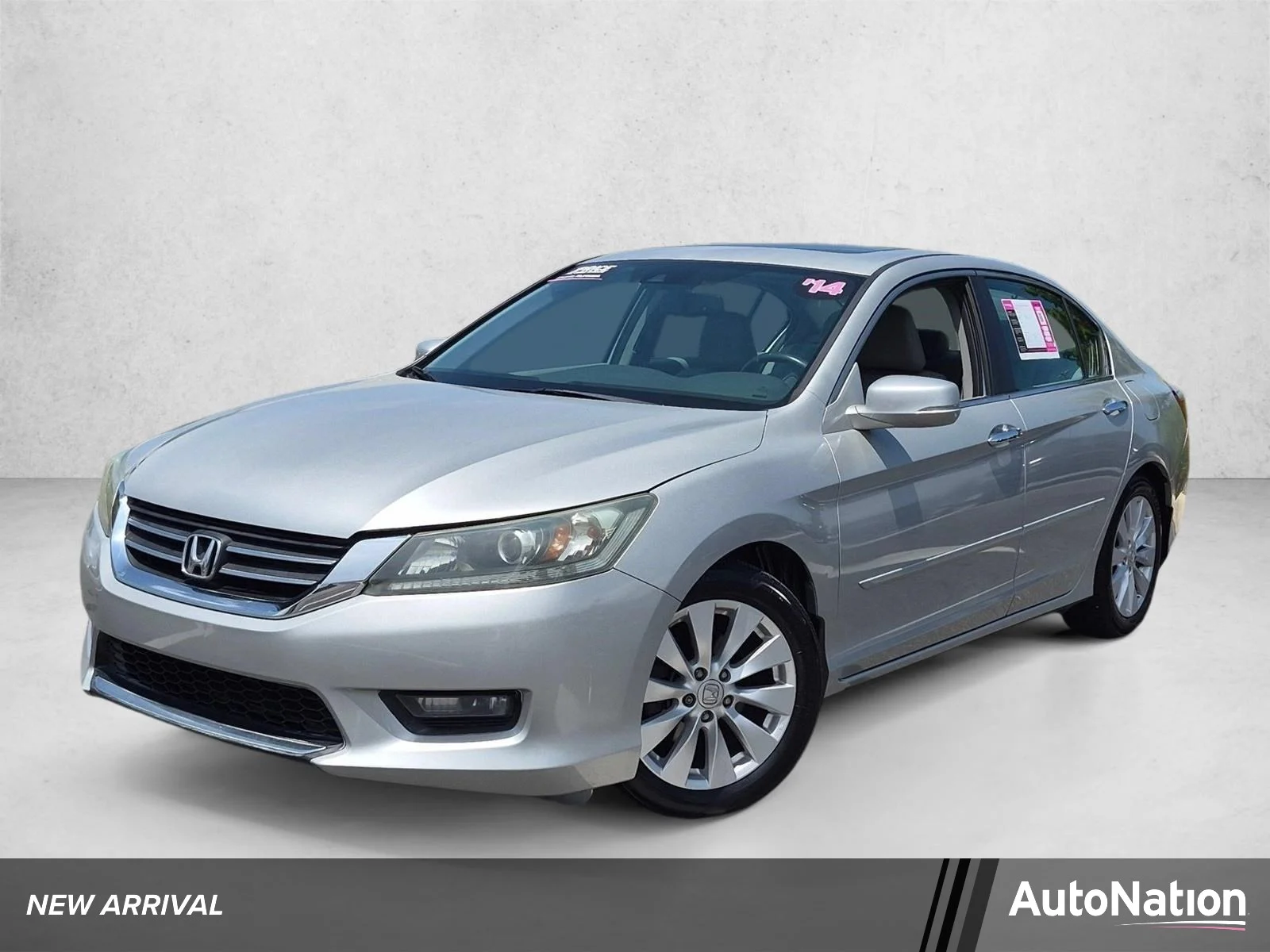 Used 2014 Silver Honda EX-L image 1
