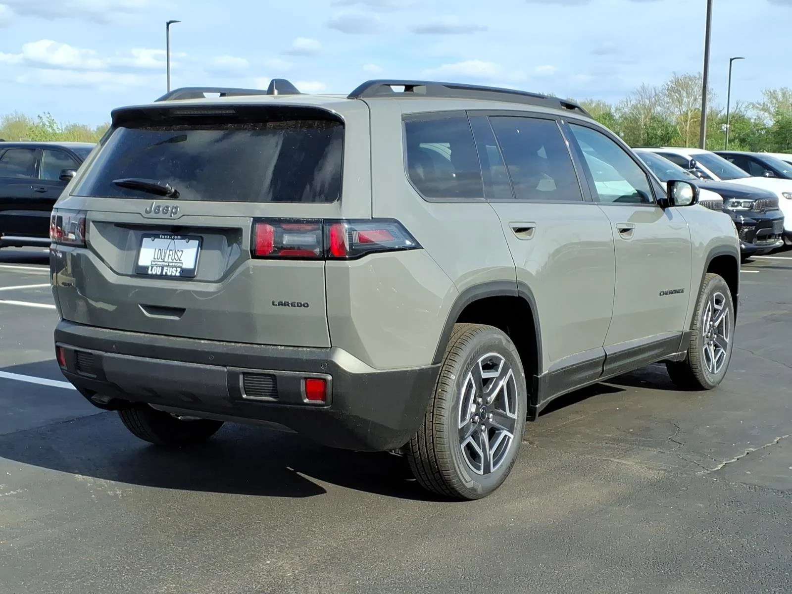 New 2026 Sting-Gray Clearcoat Jeep Laredo image 16