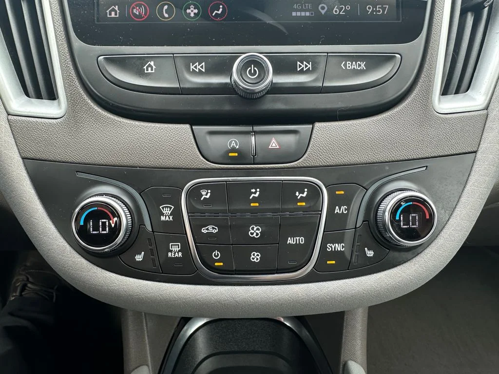 Used 2022 Gray Chevrolet LT image 18