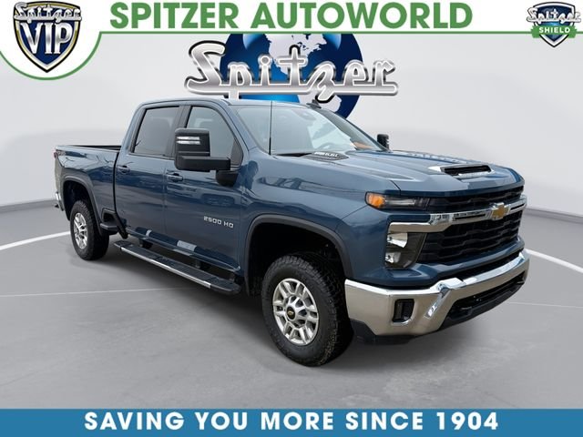 Used 2025 Blue Chevrolet LT image 1