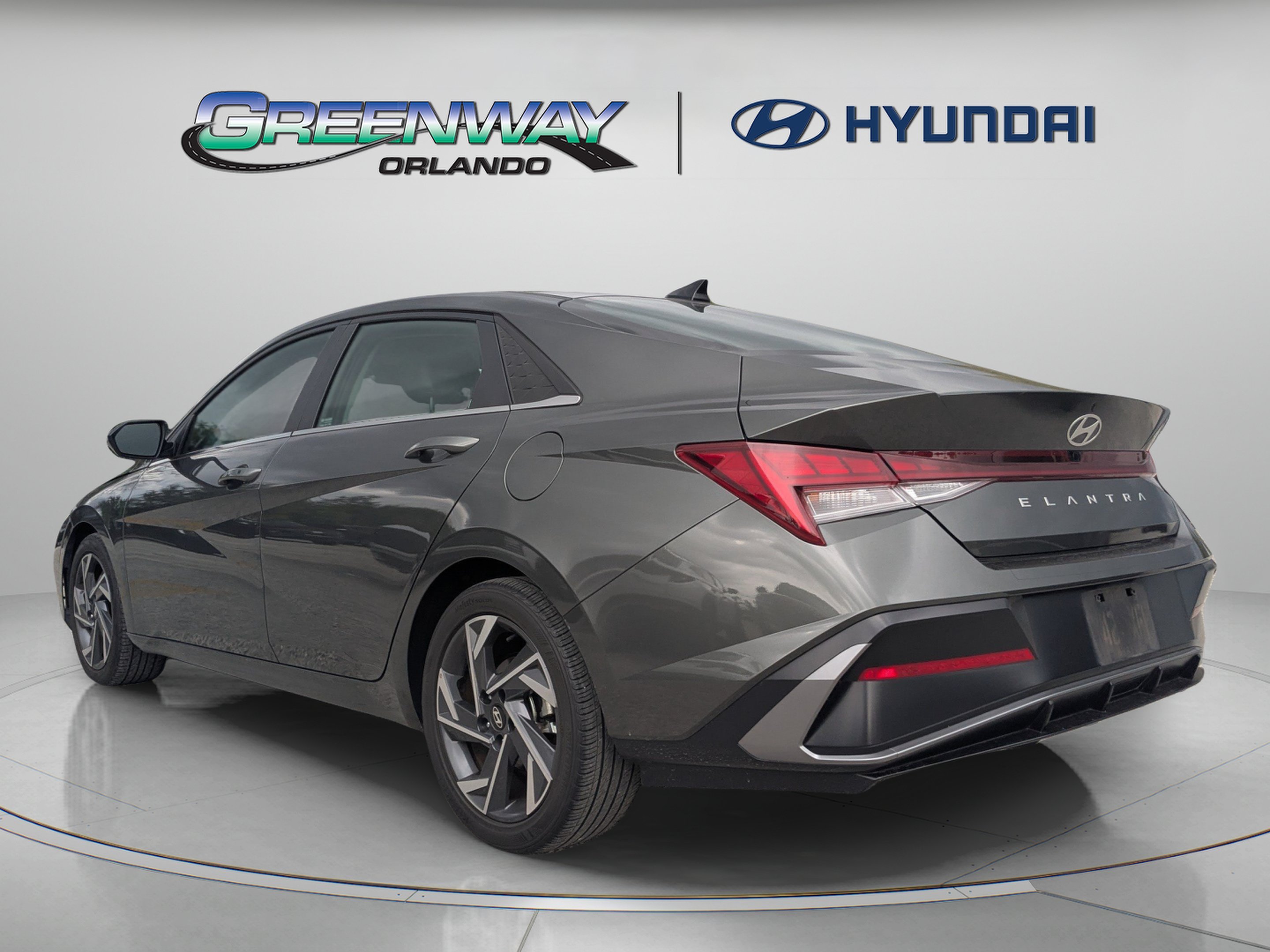 2024 Hyundai Elantra SEL - Photo 6