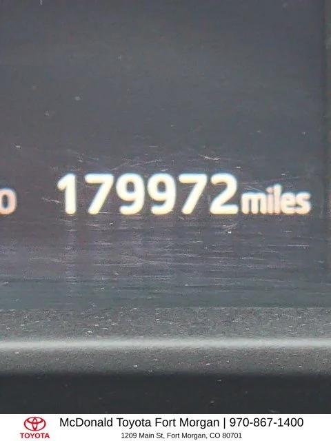 Used 2017 White Toyota XLE image 9
