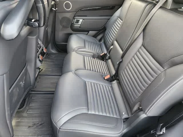 Used 2025 Santorini Black Metallic Land Rover S image 31