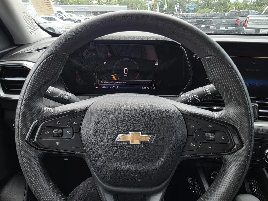 Used 2024 Sterling Gray Metallic Chevrolet LT image 29
