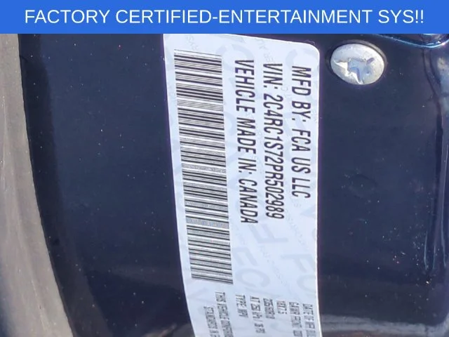Used 2023 Blue Chrysler Limited image 39
