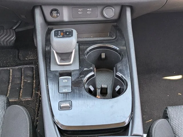 Used 2025 Gray Nissan SV image 17