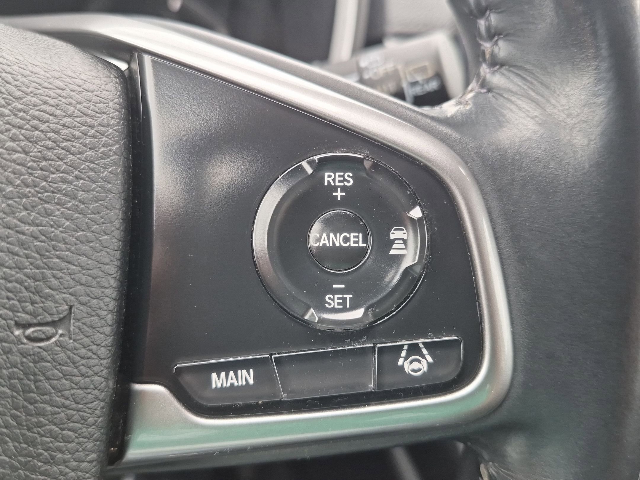Certified Used 2019 Platinum White Pearl Honda Touring AWD image 16