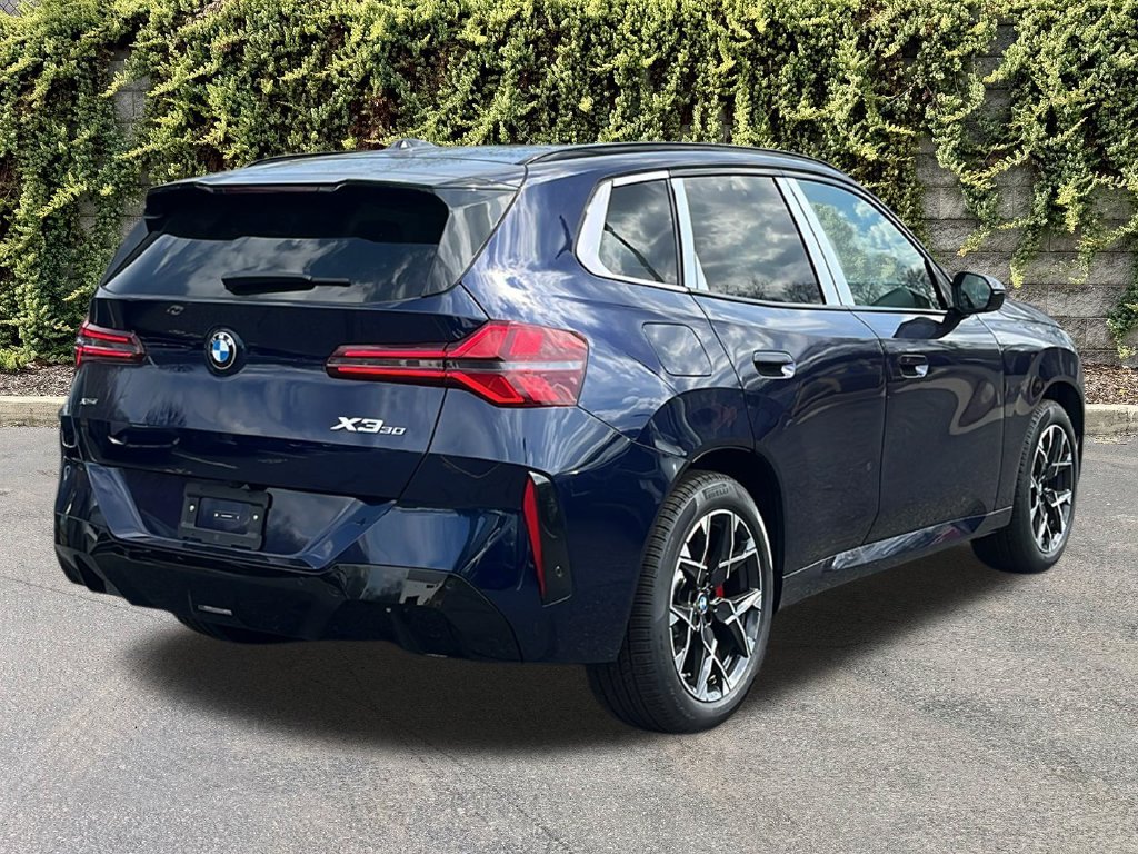 New 2026 Tanzanite Blue II Metallic BMW 30 xDrive image 4