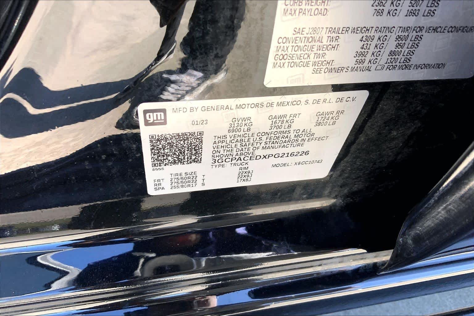 Used 2023 Black Chevrolet LT image 36