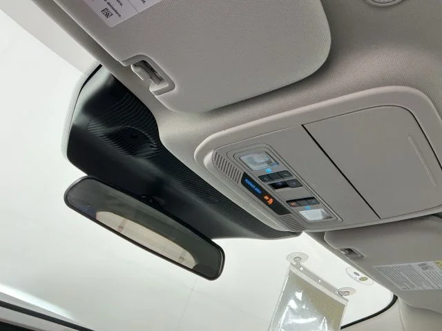 New 2026 Space White Metallic Ford Active image 23