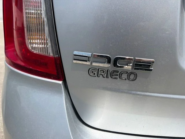 Used 2013 Silver Ford SEL image 10