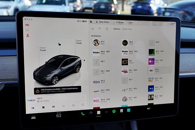 Used 2023  Tesla Long Range image 27