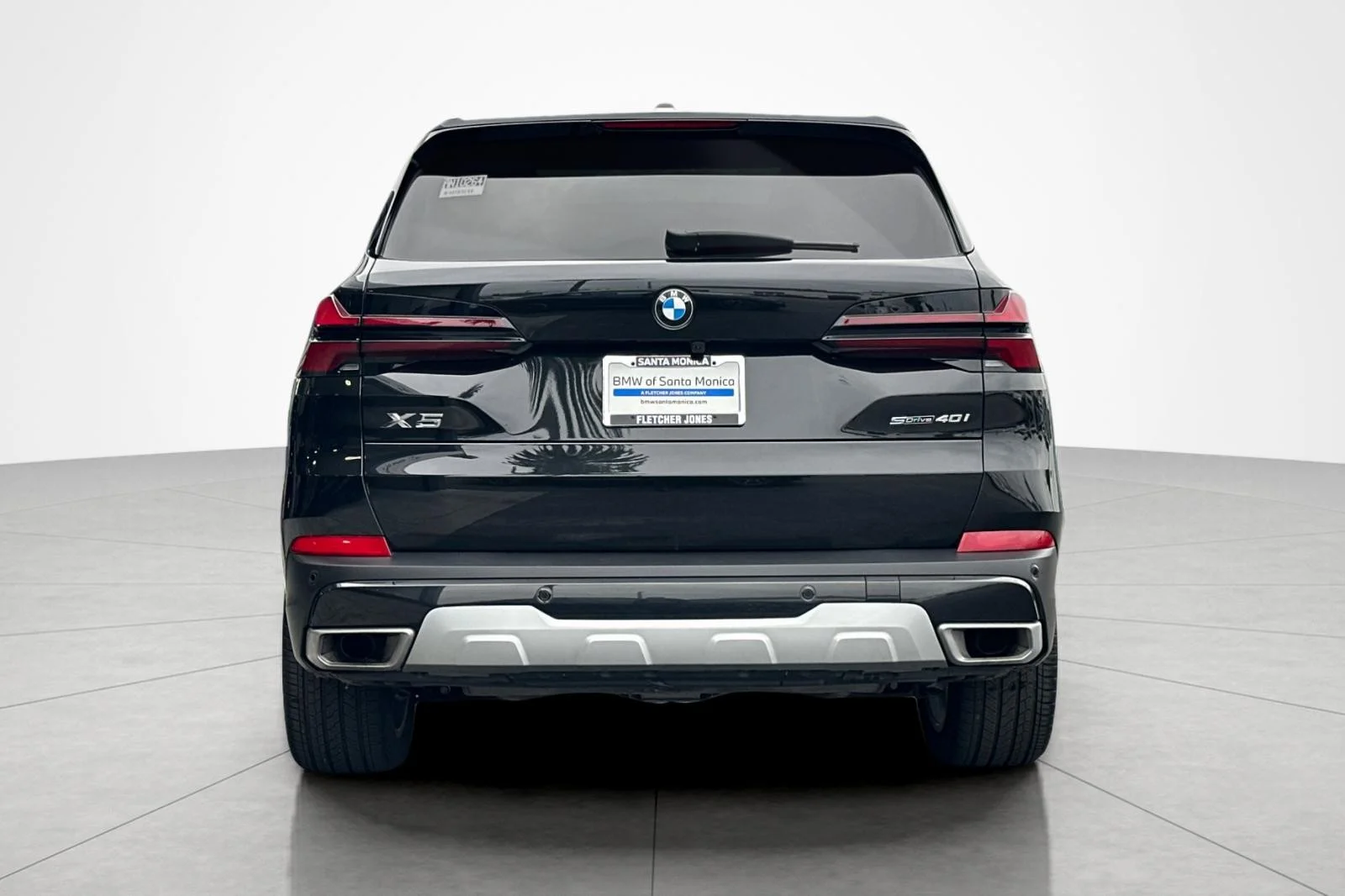Used 2025 BLACK BMW sDrive40i image 4