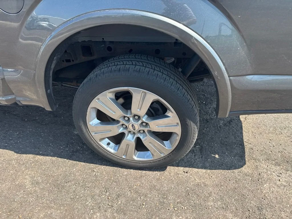 Used 2017 Magnetic Ford Limited image 24