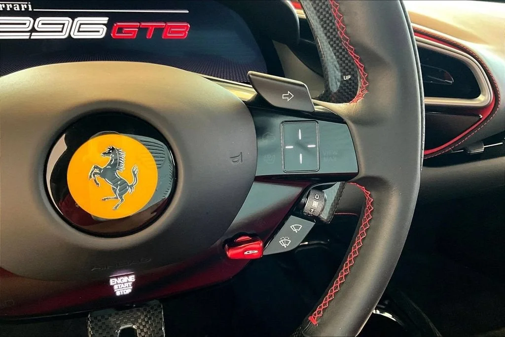 Used 2022 Nero Ferrari  image 12