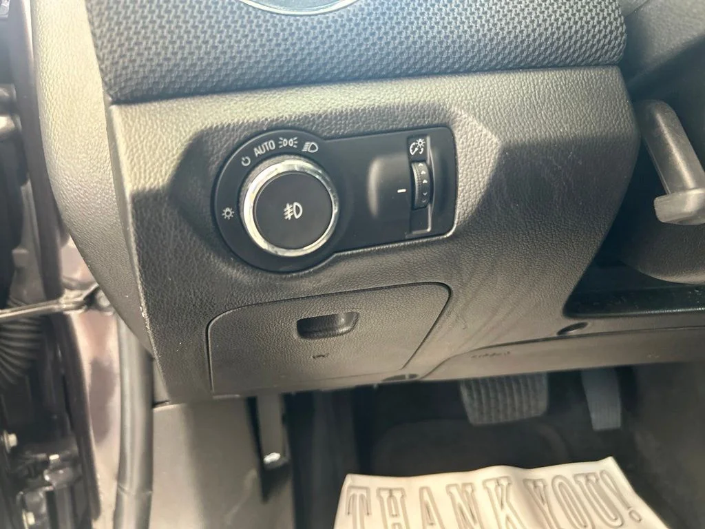 Used 2016 Gray Chevrolet 2LT image 40