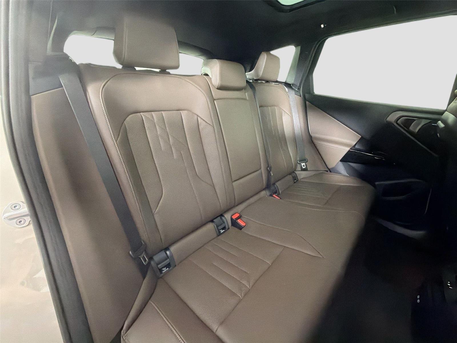 New 2026 Dune Grey Metallic BMW 30 xDrive image 25