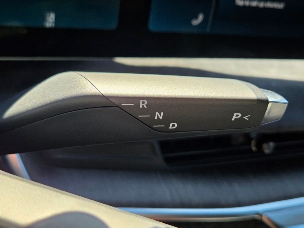 Used 2022  Lucid Grand Touring image 30