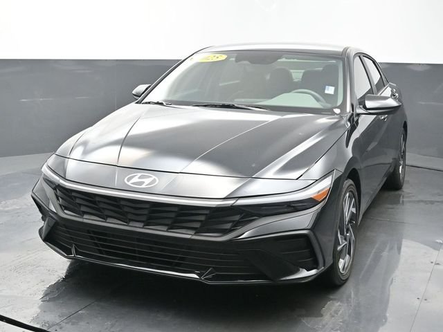 2025 Hyundai Elantra 1.6 SEL Sport's photo