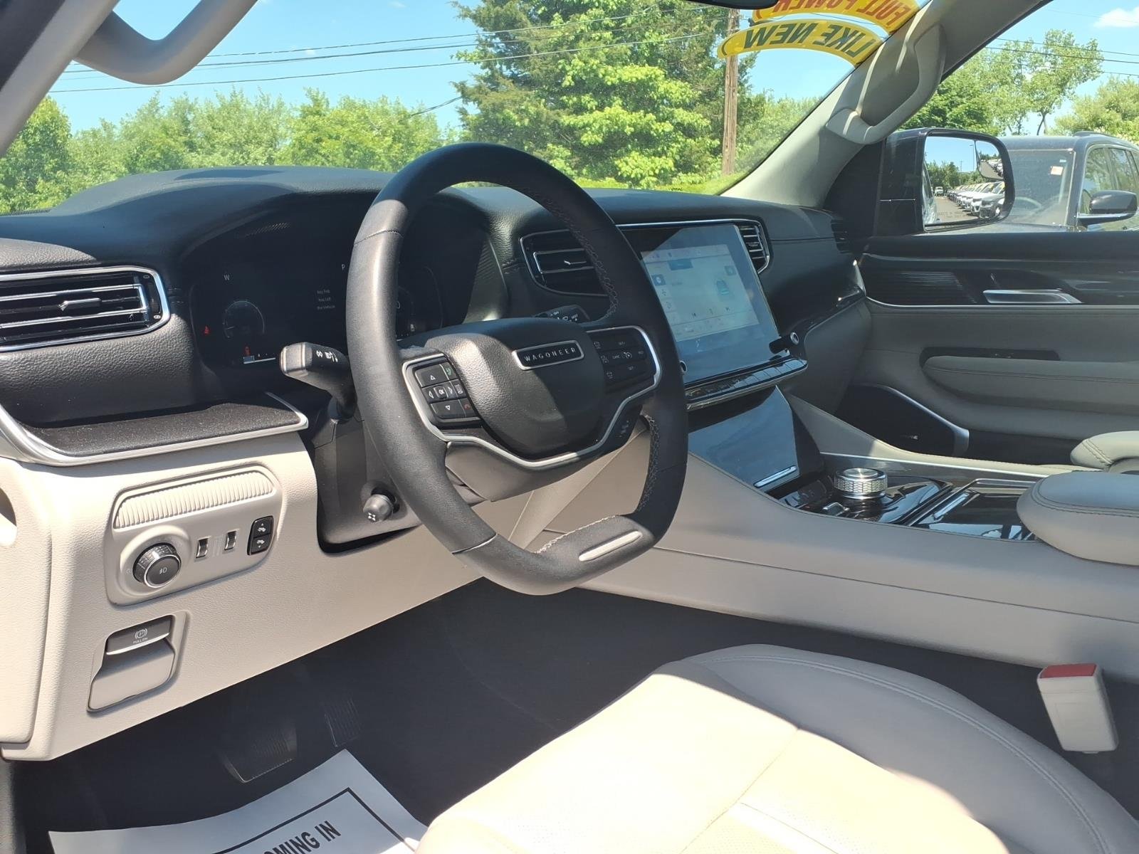 Certified Used 2023 White Jeep Base image 25
