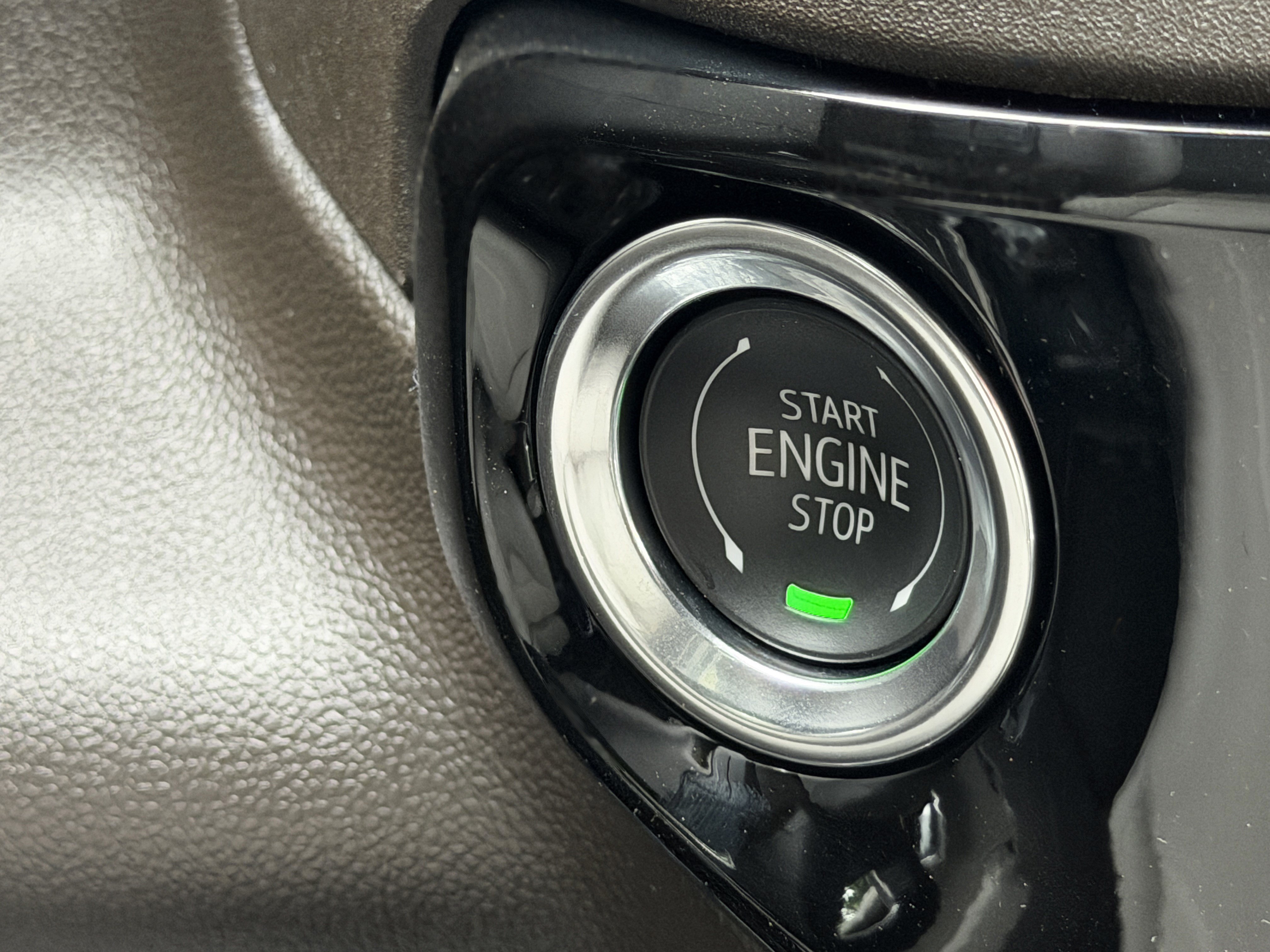 2026 GMC Sierra 1500 SLT - Photo 40