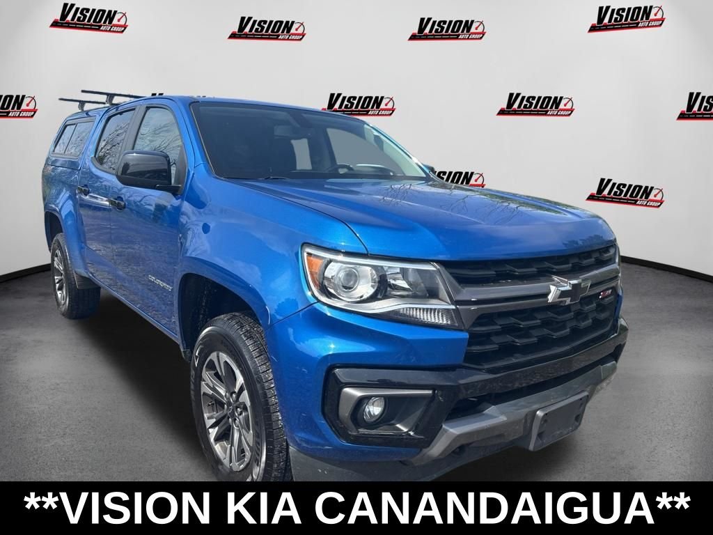 Used 2021 Blue Chevrolet Z71 image 3