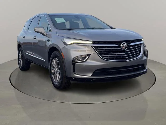 2023 Buick Enclave Essence's photo