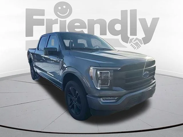 Used 2023 Gray Metallic Ford Lariat image 6