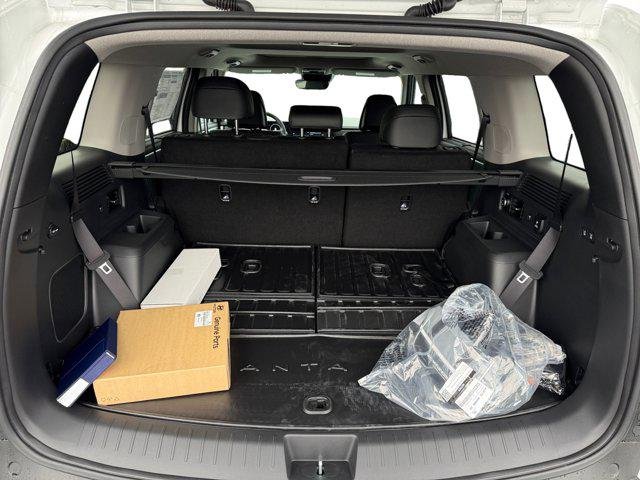 2026 Hyundai Santa Fe Limited - Photo 38