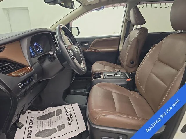Used 2020 Blizzard Pearl Toyota Limited Premium image 20