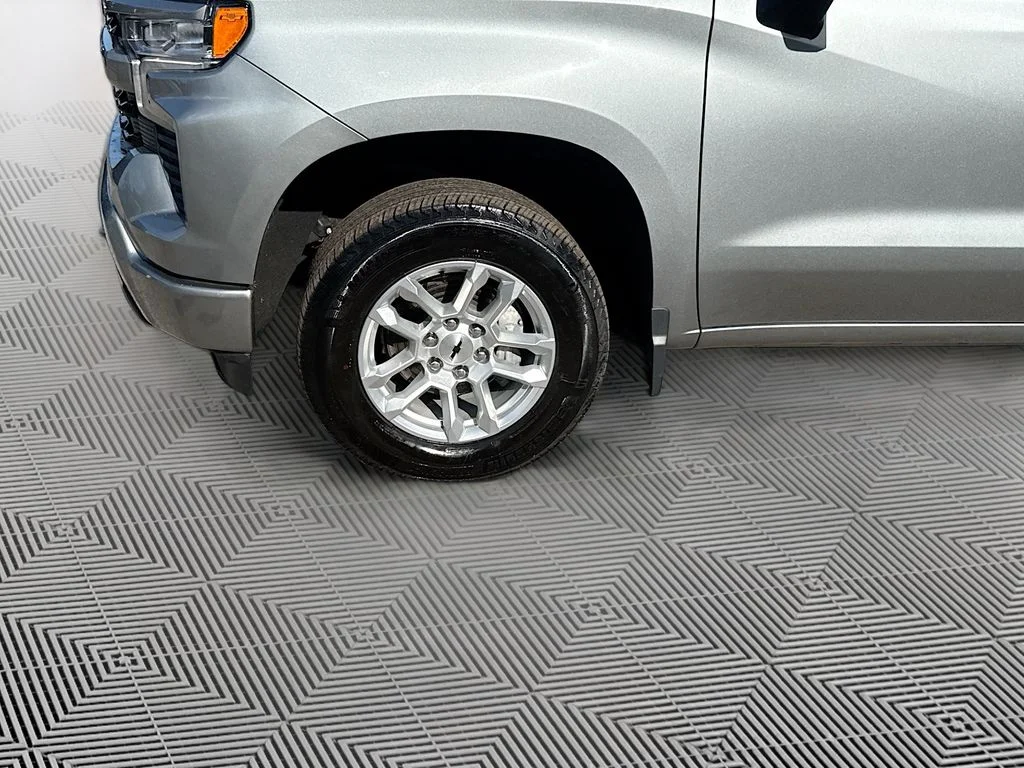 Used 2026 Gray Chevrolet RST image 35
