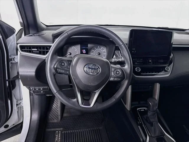 Certified Used 2024 WIND CHILL PEARL Toyota  image 19
