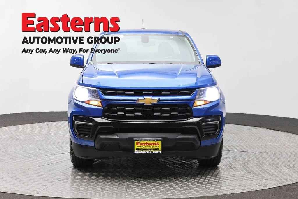 Used 2022 Blue Chevrolet LT image 2