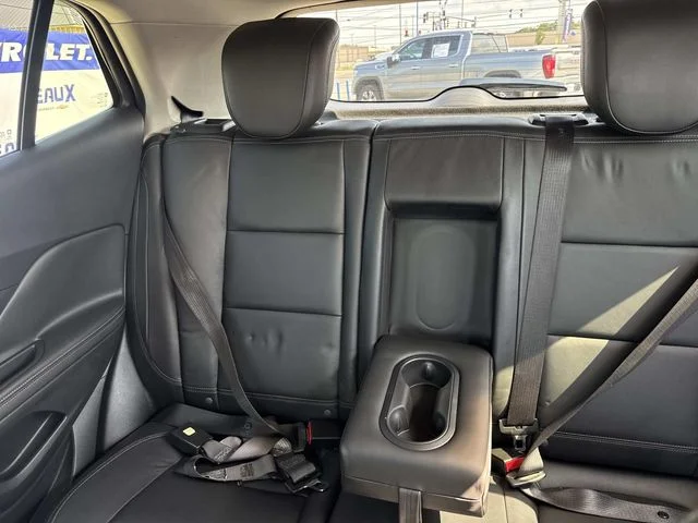 Used 2013 White Buick Leather image 41