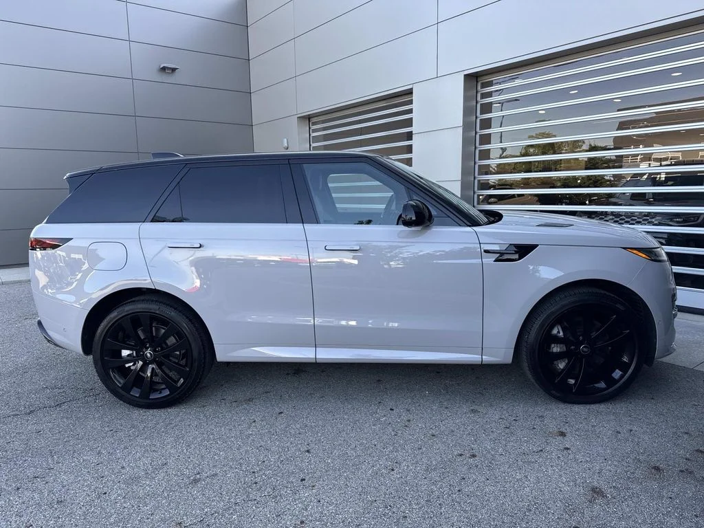 2025 Land Rover Range Rover Sport Dynamic SE - Photo 9