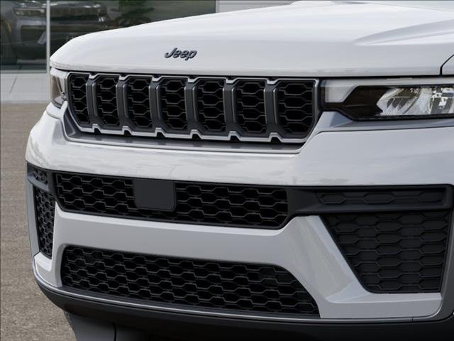 New 2026 Bright White Clear-Coat Exterior Paint Jeep Altitude image 11