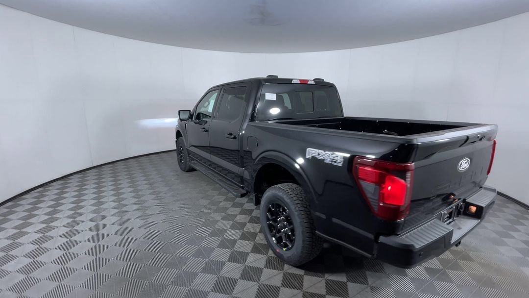 New 2026 Agate Black Metallic Ford XLT image 7