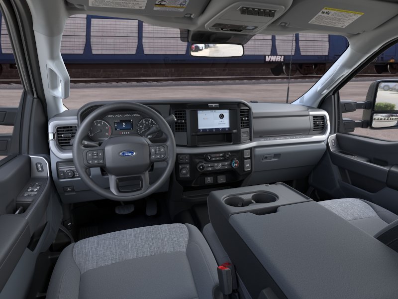 New 2026 Oxford White Ford XLT image 17