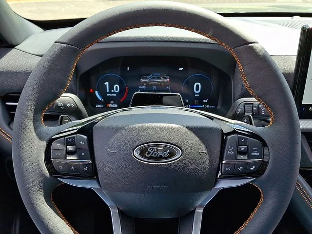 New 2026 Carbonized Gray Metallic Ford Tremor® image 9