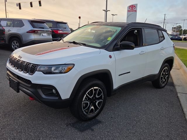 Used 2024 White Jeep Trailhawk image 3